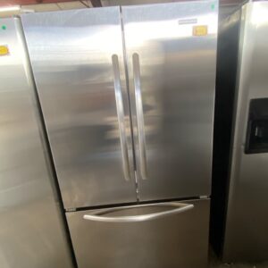 25 cu. ft. French door bottom-mount refrigerator