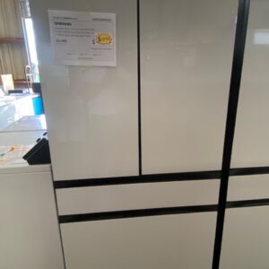 28.8 cu. ft. 4-Door French Door Smart Refrigerator, White Glass