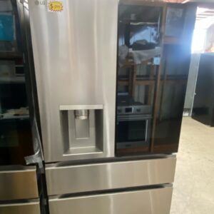 LG 29 cu. ft. Smart InstaView Door-in-Door Standard-Depth MAX 4-Door French Door Refrigerator