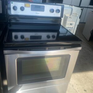 30-inch freestanding electric range