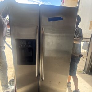 GE appliances side by side refrigerator