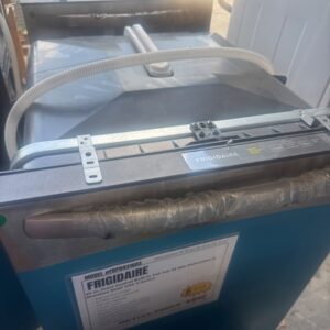 Frigidaire FDPH4316AS 24in Dishwasher - Unit T05-034-26