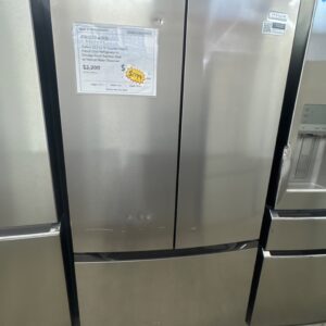 FRFG2011AV00 Frigidaire gallery 23.3 ft.³ counter depth front door