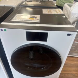 DV90F53AEY 7.6 ft.³ Samsung front load bespoke electric dryer