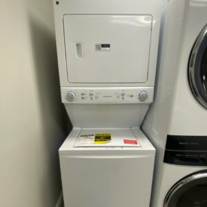 3.9 cu. ft. Washer and 5.6 cu. ft. Gas Dryer Combo in White with Quick Wash & Dry Cycle, MaxFill and Long Vent